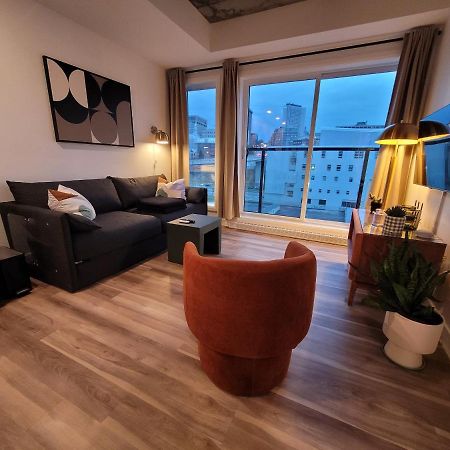 Condo Mid-Century Modern Style - Pool/Terrace Quebec City Bagian luar foto